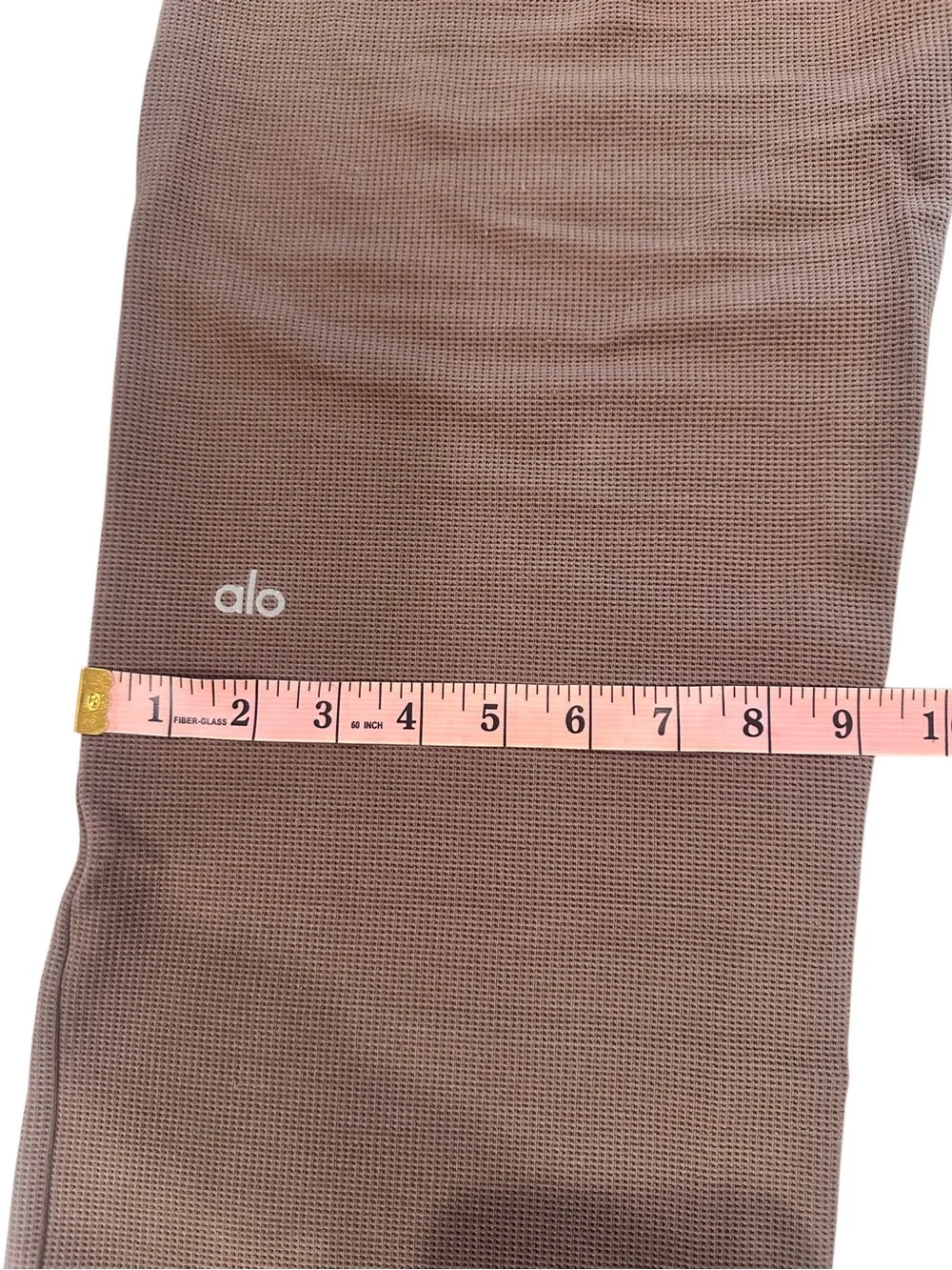 Alo Women's Brown Waffle Crop Top & Pants Set - Picture 13 of 13